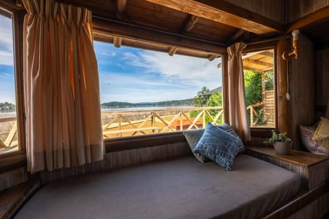 Living room, Lake view