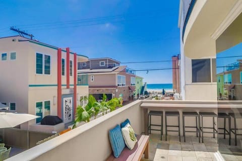 Ocean & Bay House in Mission Beach