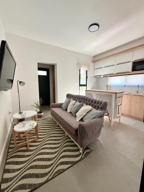 Communal lounge/ TV room, TV and multimedia, Living room, Photo of the whole room