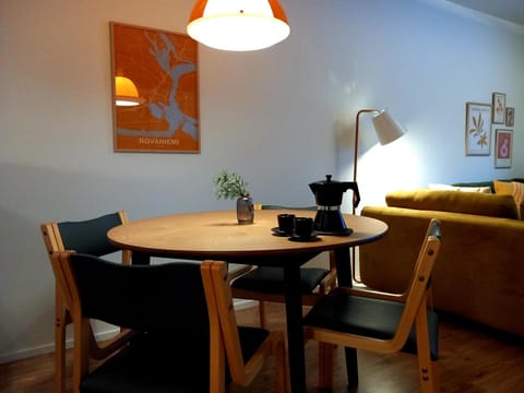 Living room, Dining area