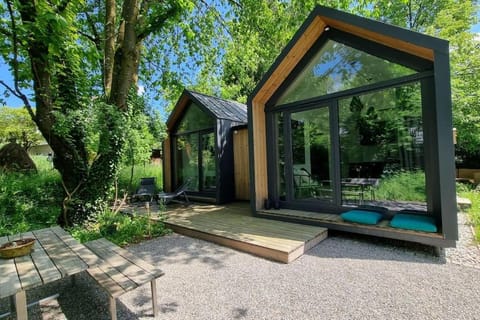 Property building, Spring, Garden