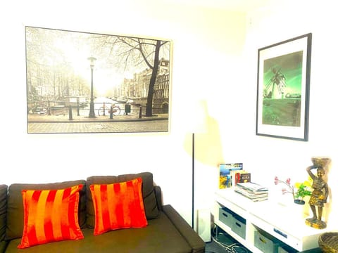 L5 Metro Stadium Home Apartment in L'Hospitalet de Llobregat