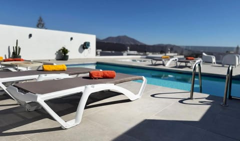 Pool view, Swimming pool, sunbed