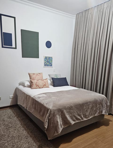 Property building, Bed