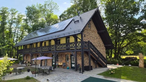 Property building, Seating area, River view, Breakfast