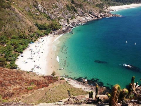 Casa Condominio Clube dos Marambaios, Ponto 220V carro eletrico House in Rio de Janeiro