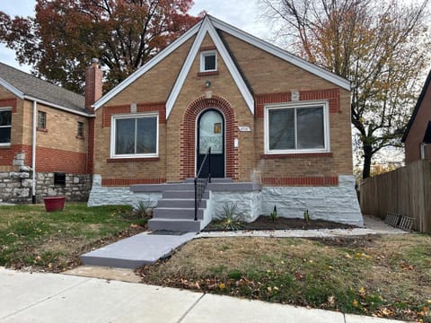 The Urban Nest – Your St. Louis City Retreat! House in Saint Louis