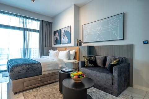 Bed, Living room, Photo of the whole room, Seating area, Bedroom