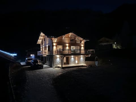 CHALET BELLECOTE 1500 - 12 personnes PEISEY NANCROIX - LES ARCS - LA PLAGNE - PARADISKI Chalet in Peisey-Nancroix