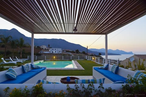 Garden view, Pool view, Sea view, Swimming pool