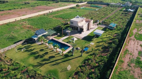 Spring, Natural landscape, Bird's eye view, Garden, Garden view, Pool view, Swimming pool