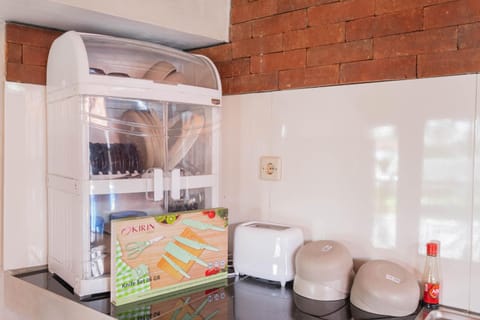 Kitchen or kitchenette, Kitchen or kitchenette