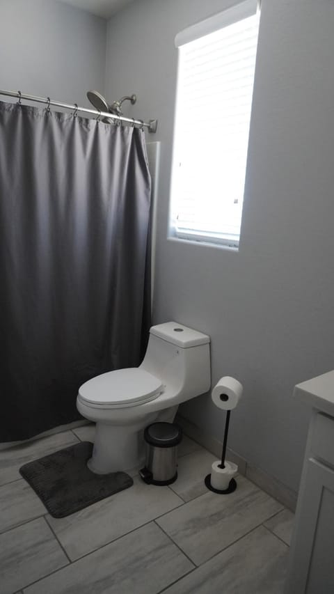 Lovely white grey home 3 bedrooms House in Buckeye