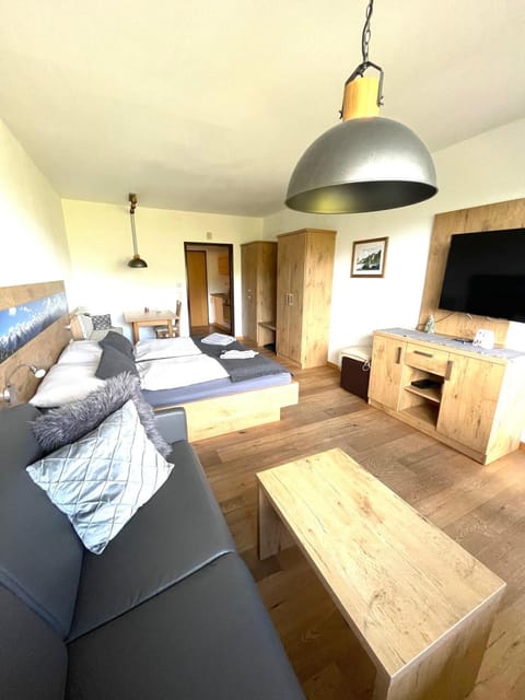 Living room, Photo of the whole room, Seating area