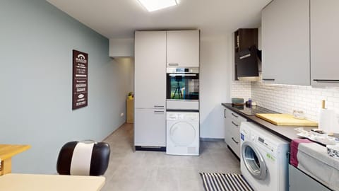 Appartement Serenity Entrée Privée au Calme Jardin Apartment in Luxembourg District, Luxembourg