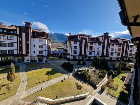 Property building, Spring, Day, Natural landscape, Mountain view, Location