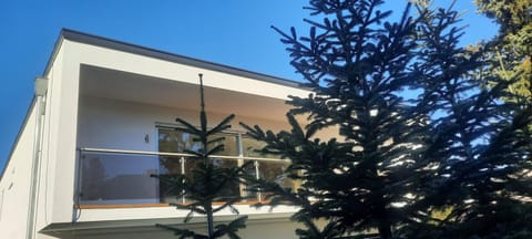 Property building, View (from property/room), Balcony/Terrace, Garden view