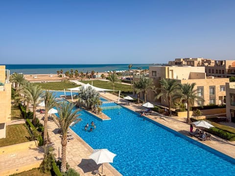 Nearby landmark, Day, Natural landscape, Beach, Pool view, Sea view, Swimming pool, sunbed