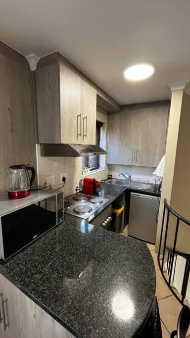 Cosy Central Apartment - By ARPA Hospitalities Apartment in Stellenbosch