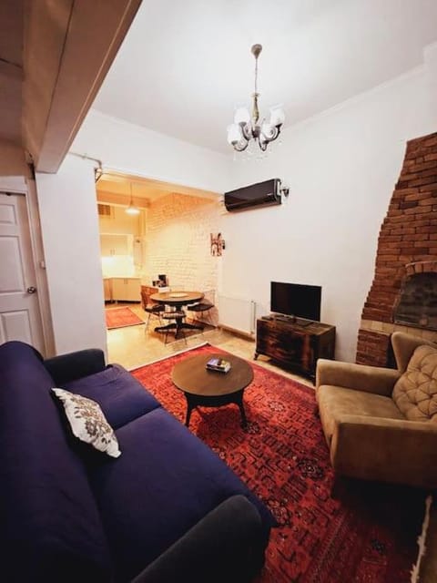 TV and multimedia, Seating area