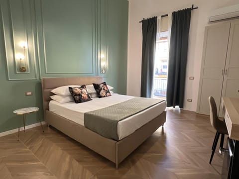 Bed, Photo of the whole room, Bedroom, wardrobe