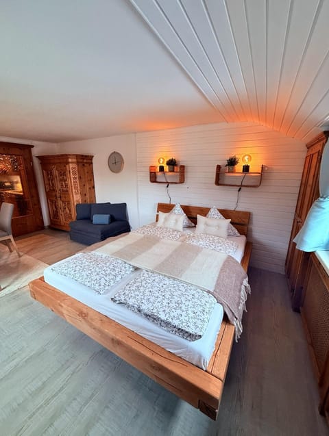 VIEW-Apartment Seefeld and Chill im Zentrum, Netflix & Wlan for free! Apartment in Seefeld