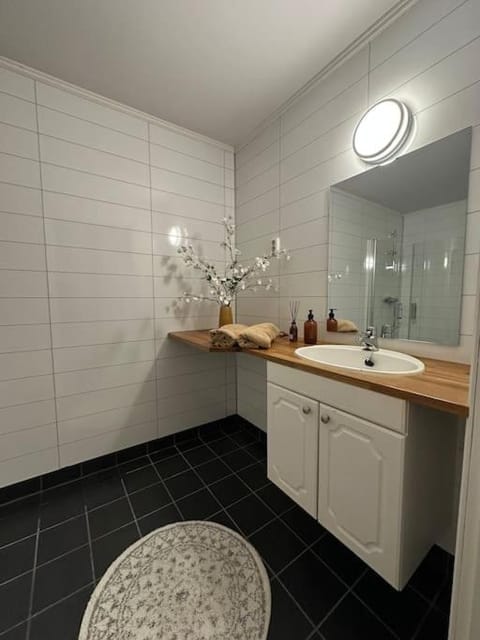 Oppdag Tromsø fra vår leilighet! Apartment in Tromso