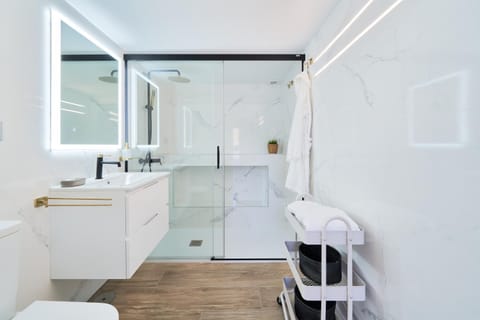 NEW APARTMENT near BEACH PROMEADE ANTONIO BANDERAS Apartment in Malaga