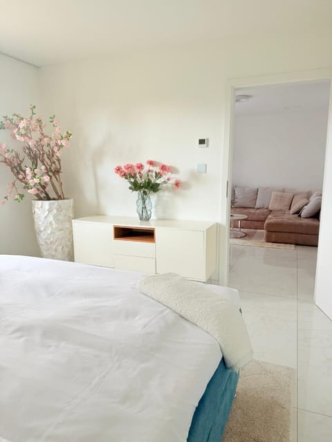 Luxrem-DE 4 Apartments Apartment in Canton of Bern (Region)