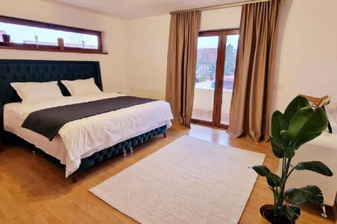 Bed, Bathroom, Balcony/Terrace, Bedroom, wardrobe