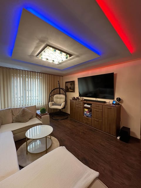 Communal lounge/ TV room, Game Room