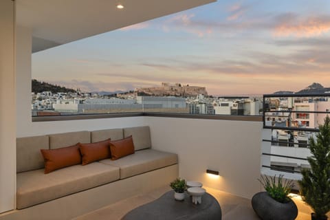Day, Hot Tub, View (from property/room), Balcony/Terrace, Seating area
