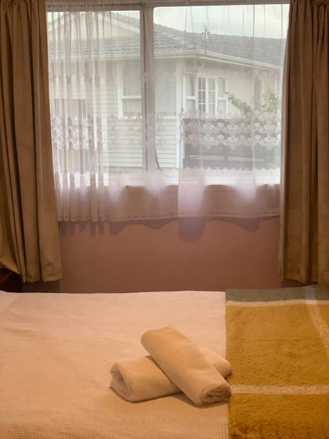 double room Bed and Breakfast in Auckland