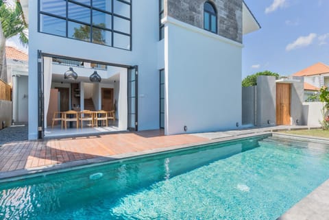 Pool view, Swimming pool, Swimming pool