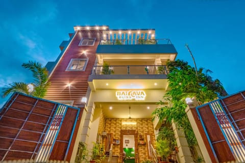 Property building, Night