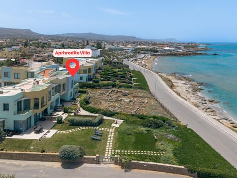 Property building, Nearby landmark, Day, Neighbourhood, Bird's eye view, Beach, Sea view