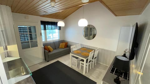 Living room, Photo of the whole room, Dining area