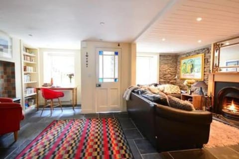 Central Dingle Townhouse House in Dingle