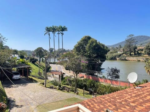 Mirante do Lago - Suíte Gold em frente ao Lago de Javary Apartment in Miguel Pereira
