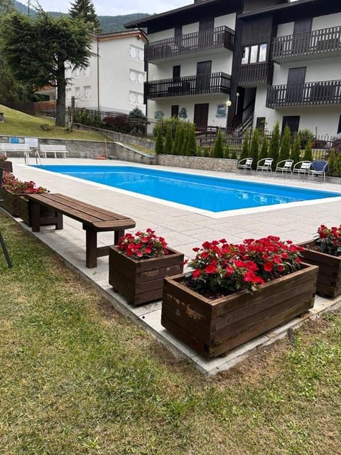 Aprica Luxury Lodge - BILO - WIFI - Box - Piscina - Magnolta Apartment in Aprica