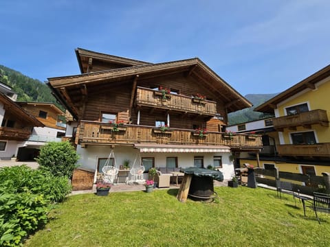 Property building, Garden, Garden