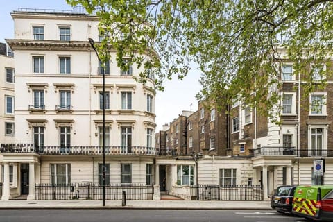 Property building, Neighbourhood, Street view