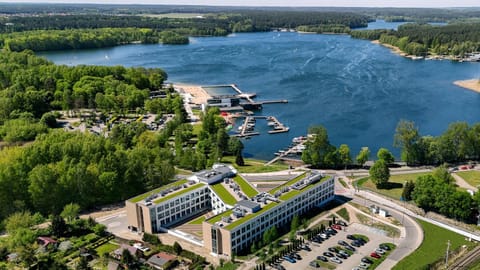 Property building, Bird's eye view, Beach, Lake view