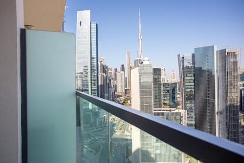 View (from property/room), Balcony/Terrace, City view