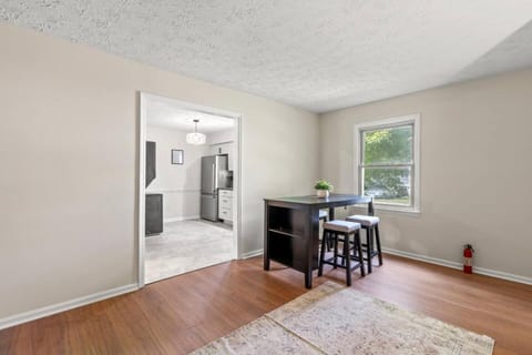 Reading Nook Getaway House in Wilmore