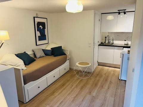 Charmant Studio terrasse Apartment in Noisy-le-Grand