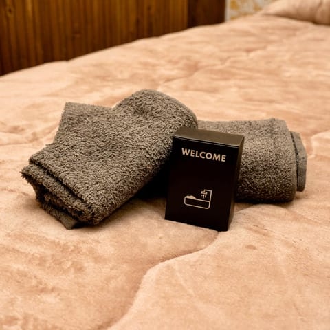 Metro 300m & SpaccaNapoli 5min - Authentic Loft Apartment in Naples