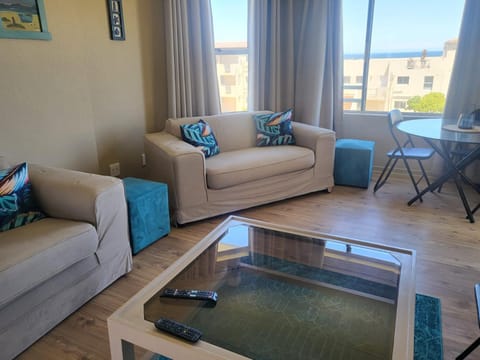 Hermanus Beach Club 104 Apartment in Hermanus