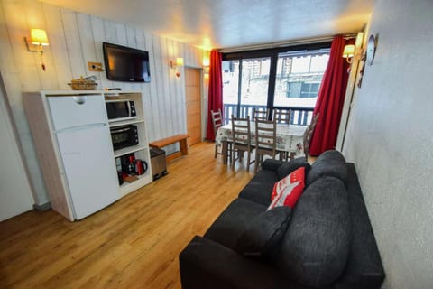 Résidence Le Serro Torre - 3 Pièces 6 pers - LE CERRO TORRE - 001CT - PLAGNE CENTRE MAE-1111 Apartment in Mâcot-la-Plagne