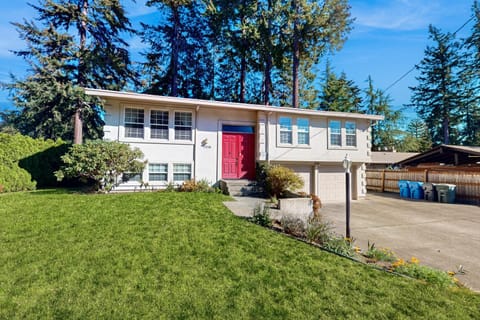 Casa Esmeralda House in University Place